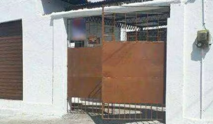 Casa com 3 dormitórios à venda, 250 m² por R$ 400.000,00 - Edson Queiroz - Fortaleza/CE