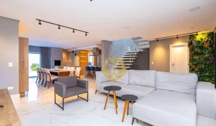 Esplêndida casa de alto padrão com 3 dormitórios à venda, 347 m² por R$ 2.300.000 - Santa Cândida - Curitiba/PR