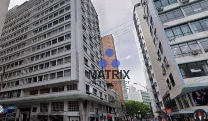 Excelente apartamento com 3 dormitórios à venda, 180 m² por R$ 450.000 - Centro - Curitiba/PR