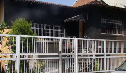 Casa em condomínio fechado com 4 quartos à venda na Rua Apeu, 263, Vila Brasílio Machado, São Paulo por R$ 1.999.006
