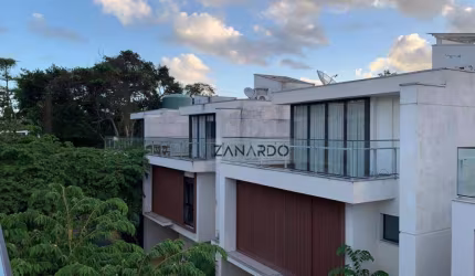 Village em cambury