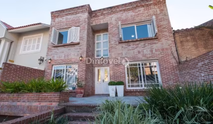 Casa com 4 quartos à venda na Rua José Sanguinetti, 170, Jardim Isabel, Porto Alegre por R$ 2.100.000
