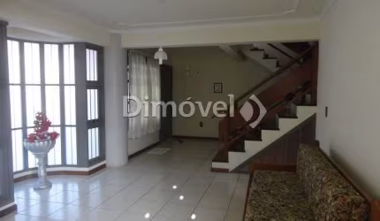 Casa com 4 quartos à venda na CASTRO DE MENEZES, 943, Tristeza, Porto Alegre por R$ 998.000