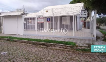 Casa com 3 quartos à venda na Rua dos Guenoas, 1334, Guarujá, Porto Alegre por R$ 580.000