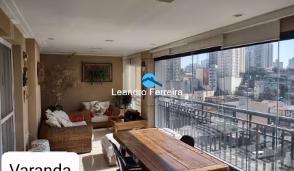 Apartamento de 242m² com 3 suítes 3 vagas + Depósito