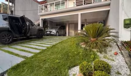 Casa em condomínio fechado com 4 quartos à venda na Rua Carmem Aguiar de Matos, Taquara, Rio de Janeiro, 333 m2 por R$ 1.500.000