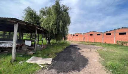 Terreno à venda na Avenida Luiz Pasteur, 6672, Walderez, Sapucaia do Sul por R$ 2.100.000