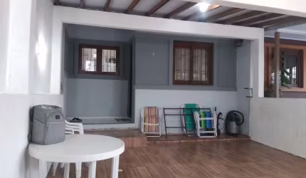 Casa com 2 quartos à venda na Rua Belo Horizonte, 166, Vargas, Sapucaia do Sul por R$ 297.700