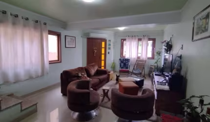 Casa com 3 quartos à venda na Rua Dom Pedrito, 56, Walderez, Sapucaia do Sul por R$ 550.000