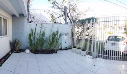 Casa com 3 quartos à venda na Rua Gastão Poplade, Parolin, Curitiba, 85 m2 por R$ 530.000