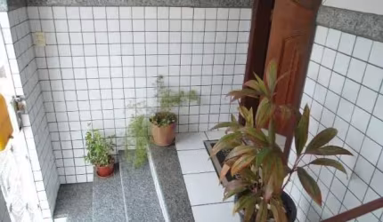 Casa com 1 quarto à venda na Rua Tranquilino Torres, Daniel Lisboa, Salvador por R$ 230.000