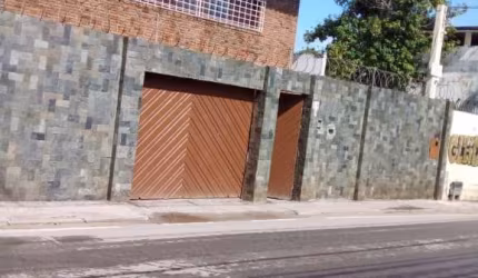 Casa com 4 quartos à venda na Rua da Ilha, Itapuã, Salvador, 368 m2 por R$ 620.000