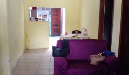 Casa com 2 quartos à venda na Travessa Laurindo Cerqueira, 51, Plataforma, Salvador, 60 m2 por R$ 98.000