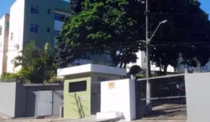 Apartamento com 2 quartos à venda na Alameda Uberaba, Narandiba, Salvador, 65 m2 por R$ 245.000