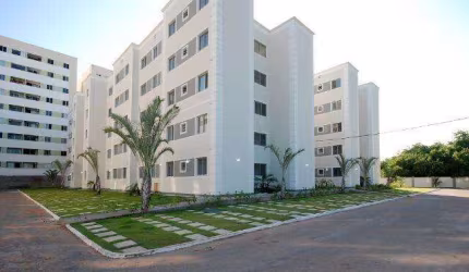 Apartamento com 2 quartos à venda na Rua Rubem de Almeida Machado, Centro, Lauro de Freitas, 45 m2 por R$ 210.000