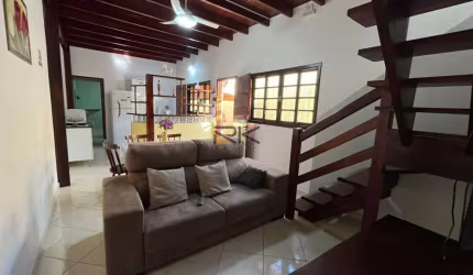 SOBRADO COM 5 DORMITÓRIOS SENDO 4 SUÍTES,SALA 2 AMBIENTES,COZINHA.