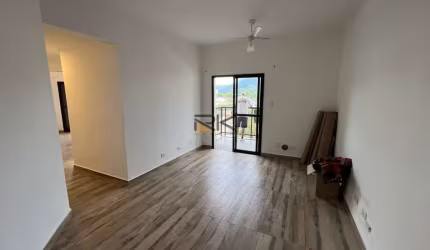 APARTAMENTO À VENDA NO BAIRRO BARRA DA LAGOA COM SALA 2 AMBIENTES,2 DORMITÓRIOS VARANDA GOURMET