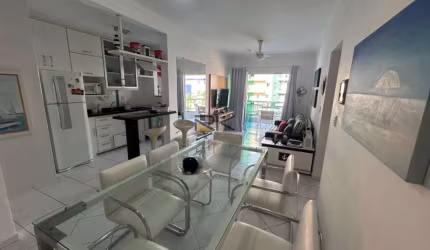 APARTAMENTO PRAIA GRANDE com 2 dormitórios,1 suíte,1 vaga de garagem,varanda gourmet com churrasqueira