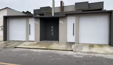 BELÍSSIMA CASA NOVA NO PARQUE AGARI