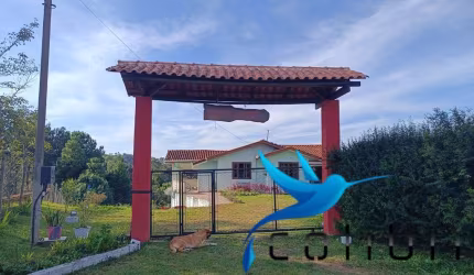 Linda chácara com Rio da Várzea nos fundos - Agudos do Sul PR