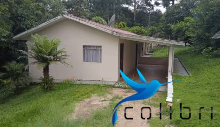 Chácara pronta para lazer ou moradia em Agudos do Sul