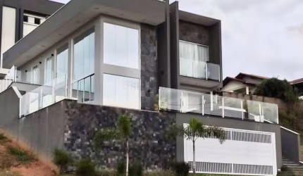 Casa mobiliada e equipada à venda no bairro Itoupava Central - Blumenau/SC
