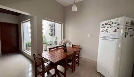 CASA - VENDA - Centro Sul - Cuiabá/MT