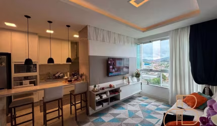 Apartamento com 02 suítes + 01 dormitório mobiliado e decorado