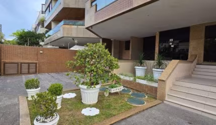 Recreio dos Bandeirantes. Apartamento para Venda Salão, 2 Quartos, Sendo 1 Suíte e 2 Vagas.