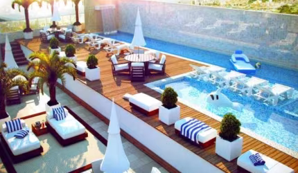 APARTAMENTO COM 3 SUITES - MASTER COM HIDRO