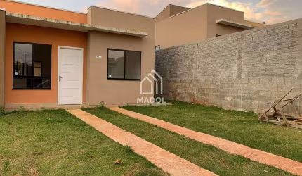 Casa em condomínio à Venda em Cará-cará, Ponta Grossa - PR