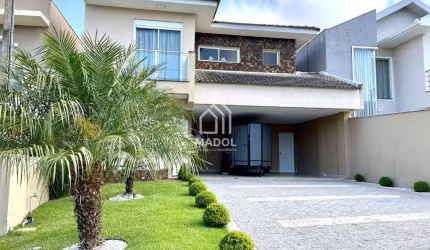 Sobrado alto padrão em Condomínio fechado com 240m² para venda!