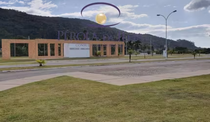 Terreno à venda no Ratones