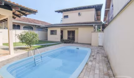 Casa em condomínio fechado com 3 quartos à venda no Vorstadt, Blumenau , 270 m2 por R$ 1.650.000