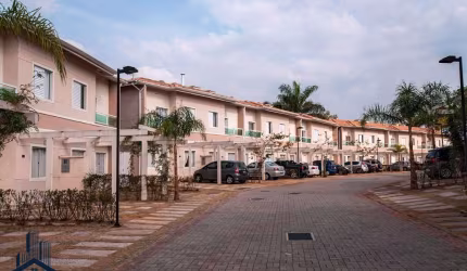 Casa à venda no bairro Jardim Passárgada I - Cotia/SP