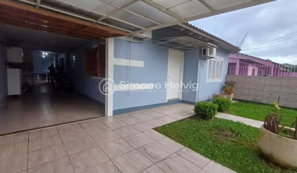 Casa com 3 quartos à venda na Rua O Tempo e o Vento, 200, Jardim dos Lagos, Guaíba por R$ 419.000