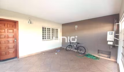 Casa com 3 dormitórios à venda, 189 m² por R$ 670.000,00 - Vila Rezende - Piracicaba/SP