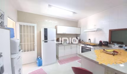 Casa com 2 dormitórios à venda, 99 m² por R$ 550.000,00 - Nova Piracicaba - Piracicaba/SP