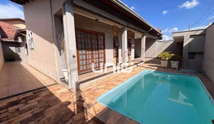Casa com 3 dormitórios à venda, 212 m² por R$ 1.030.000,00 - Nova Piracicaba - Piracicaba/SP