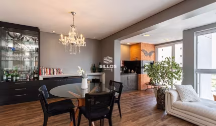 Apartamento á venda com 2 suítes no Cristo Rei em Curitiba