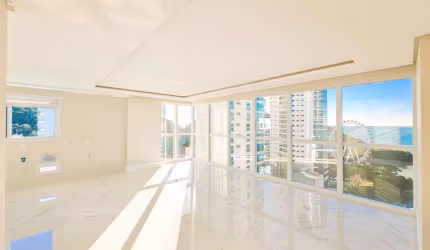 SKYLINE TOWER - APARTAMENTO COM VISTA TOTAL DO MAR EM BALNEÁRIO CAMBORIÚ