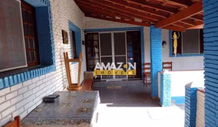Casa com 2 dormitórios à venda, 165 m² por R$ 320.000,00 - Chácaras Silvestre - Taubaté/SP