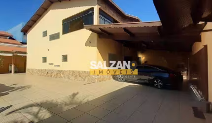 Sobrado com 4 dormitórios à venda, 350 m² por R$ 820.000,00 - Parque São Cristóvão - Taubaté/SP