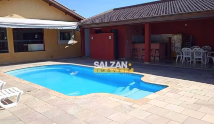 Chácara com 5 dormitórios à venda, 1740 m² por R$ 1.300.000,00 - Cidade Jardim - Taubaté/SP