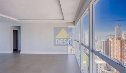Apartamento com vista para cidade à venda no Exuberance Residence em Balneário Camboriú