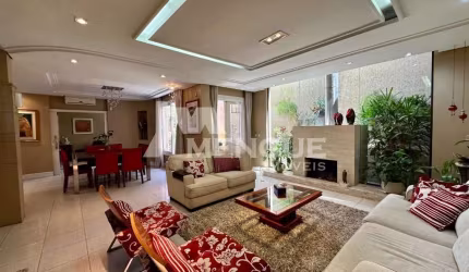 Casa com 3 quartos à venda na Rua Bogotá, 390, Jardim Lindóia, Porto Alegre por R$ 1.695.000