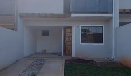 Sobrado com 3 dormitórios à venda, 110 m² por R$ 520.000,00 - Tindiquera - Araucária/PR
