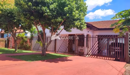 Casa muito espaçosa para venda no JARDIM PANORAMA em TOLEDO-PR