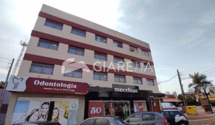 Apartamento com 3 dormitórios para locação, CENTRO, TOLEDO - PR