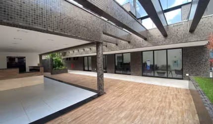 Salas com 3 medidas 66,50m2, 74m2 e 82m2. Salas no contra piso. Banheiro privativo, Varanda, Copa e 1 Vaga de garagem.São Bernardo do Campo